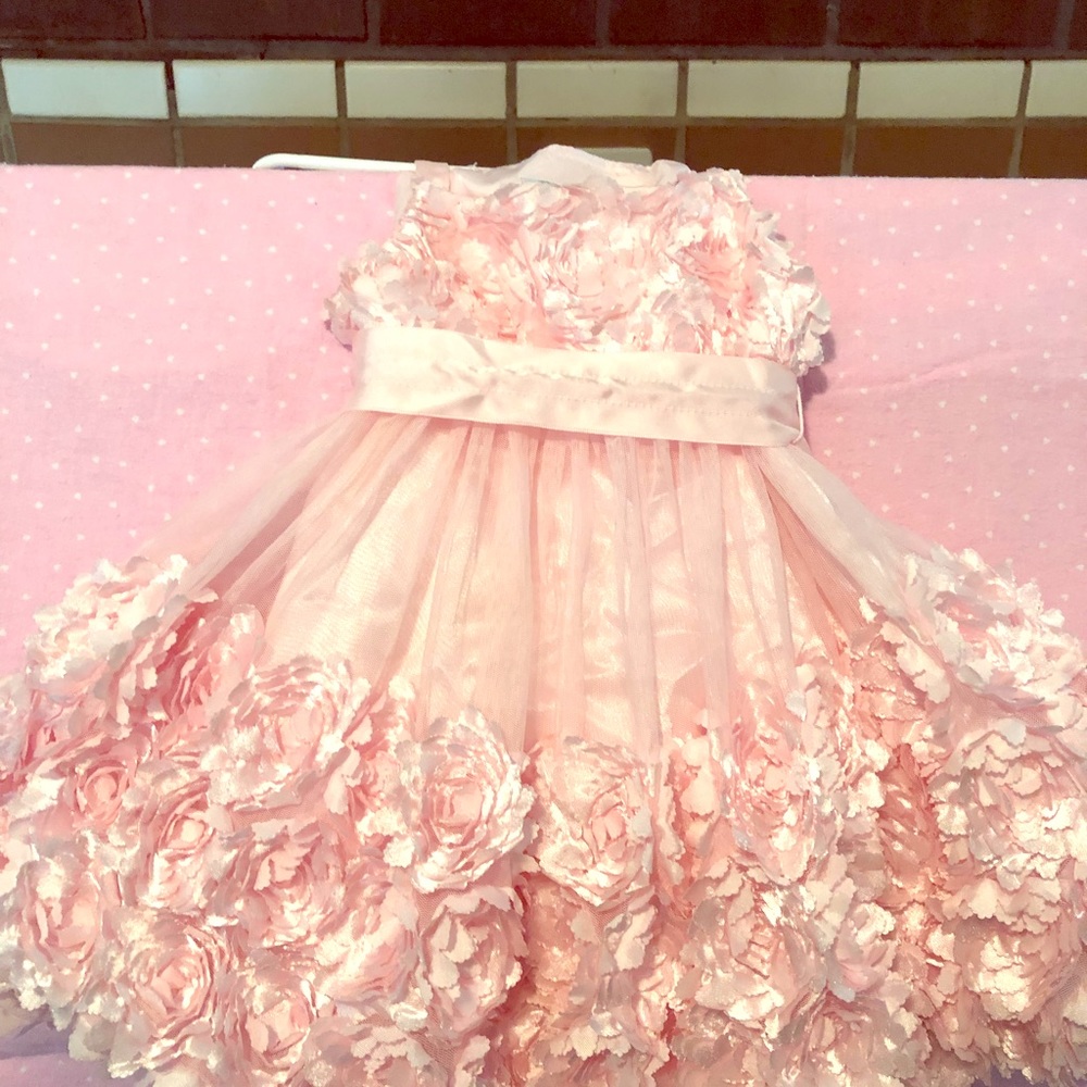 Girls dress